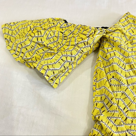 Line & Dot Yellow Shannon Corset Flutter Top XS - Picture 6 of 10